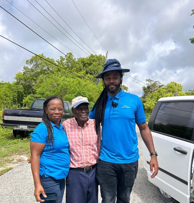Ocean Club Resorts staff volunteering in the local community